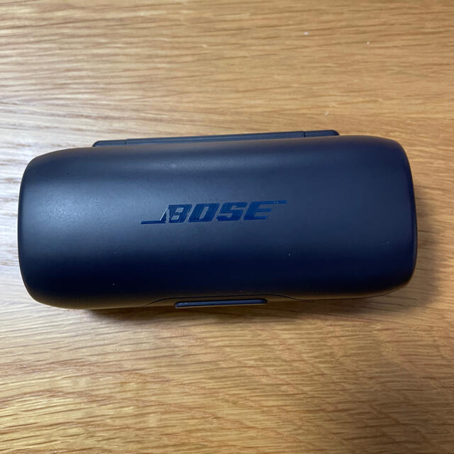 BOSE(ボーズ)のBOSE SOUND SPORT FREE スマホ/家電/カメラのオーディオ機器(ヘッドフォン/イヤフォン)の商品写真