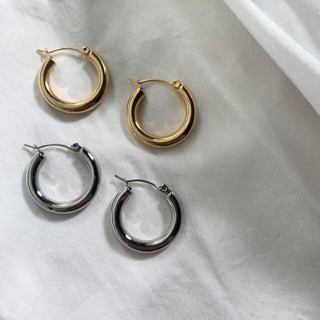 フープピアス 14K ゴールド レディースのアクセサリー(ピアス)の商品写真