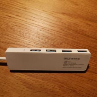 ムジルシリョウヒン(MUJI (無印良品))の無印良品　ＵＳＢハブ ＭＪ－３ＨＵＢ(Anker製)(PC周辺機器)