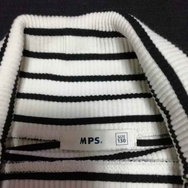 MPS(エムピーエス)のMPS  ボーダー  カットソー  130 キッズ/ベビー/マタニティのキッズ服女の子用(90cm~)(Tシャツ/カットソー)の商品写真