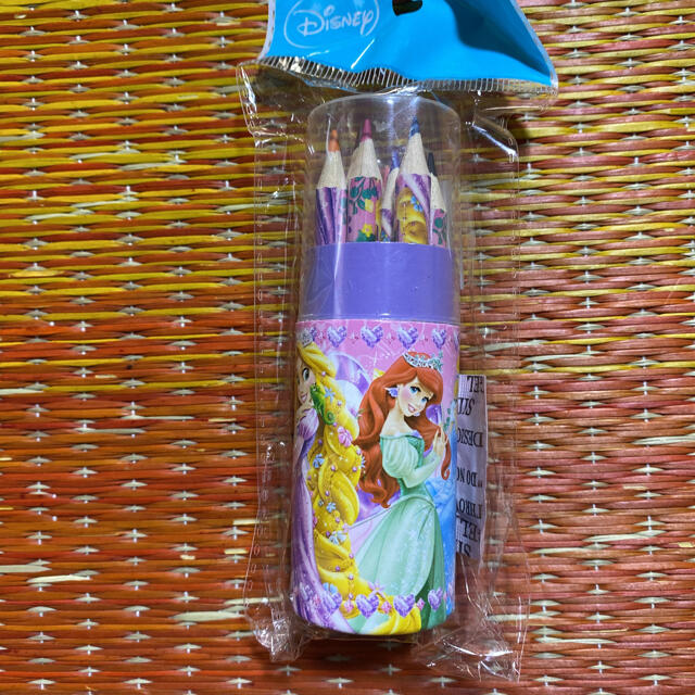 Disney - ディズニー 円筒ケース入り 12色鉛筆 2セットの通販 by ゴン's shop｜ディズニーならラクマ