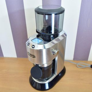 デロンギ(DeLonghi)のデロンギ　デディカ　グラインダー　KG521J-M(電動式コーヒーミル)