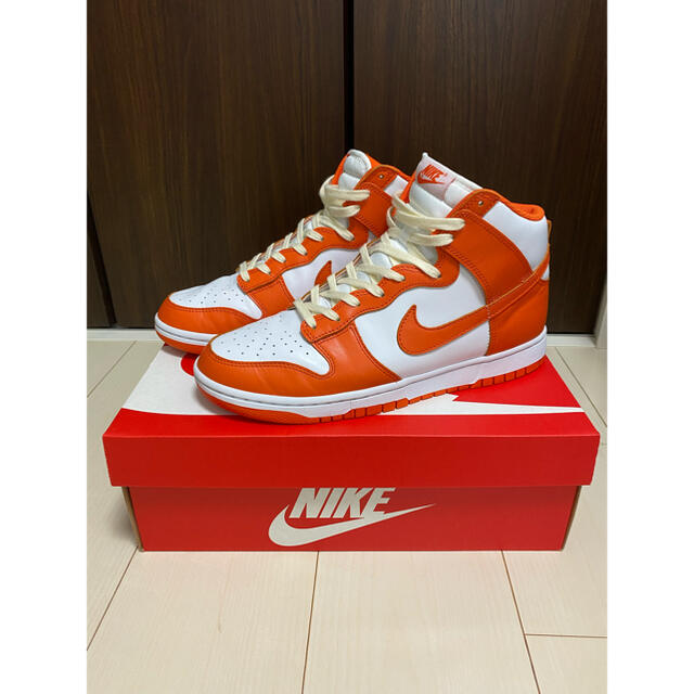 NIKE(ナイキ)のNIKE®︎ dunk high / orangeblaze /US9.5 メンズの靴/シューズ(スニーカー)の商品写真