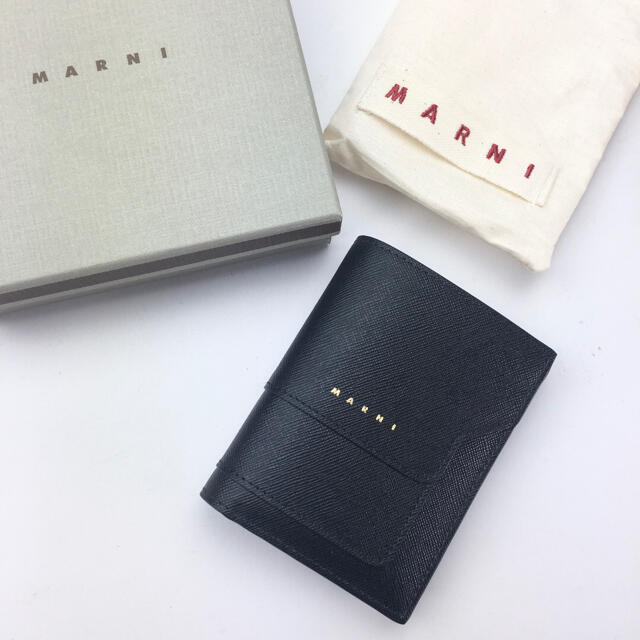 Marni(マルニ)の新品未使用正規品 MARNI マルニ☆バイフォールドウォレット 二つ折り レディースのファッション小物(財布)の商品写真