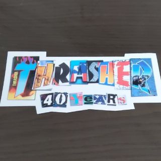 スラッシャー(THRASHER)の(縦7cm横15.1cm) THRASHER 40th ステッカー(スケートボード)