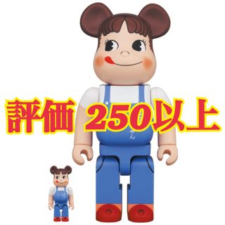 メディコムトイ(MEDICOM TOY)のBE＠RBRICKペコちゃんThe overalls girl100％＆400％(その他)