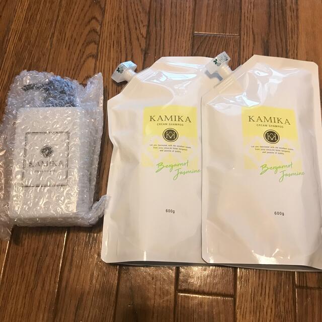 KAMIKA シャンプー(新品、未使用品)ヘアケア/スタイリング