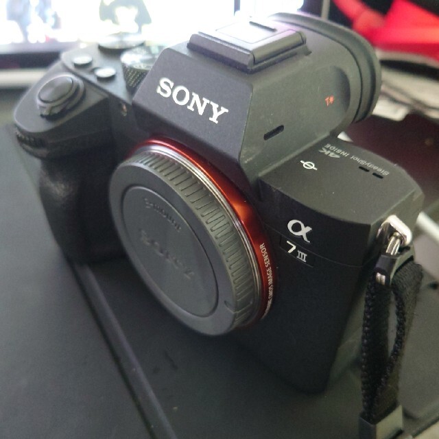 新しい SONY - SONY α7 III 海外版 標準レンズキット ミラーレス一眼