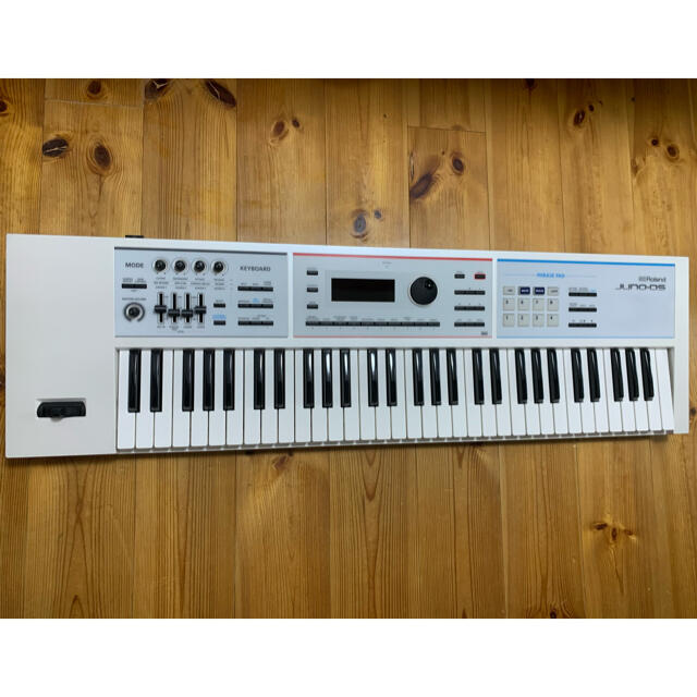 Roland(ローランド)のRoland JUNO-DS61W 楽器の鍵盤楽器(キーボード/シンセサイザー)の商品写真