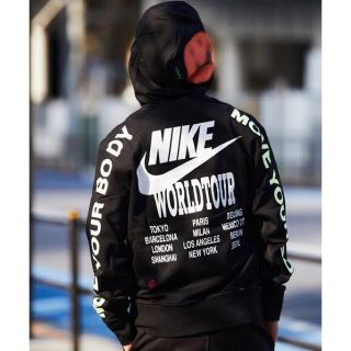 ナイキ(NIKE)の　NIKEワールドツアープルオーバー　フーディ(パーカー)