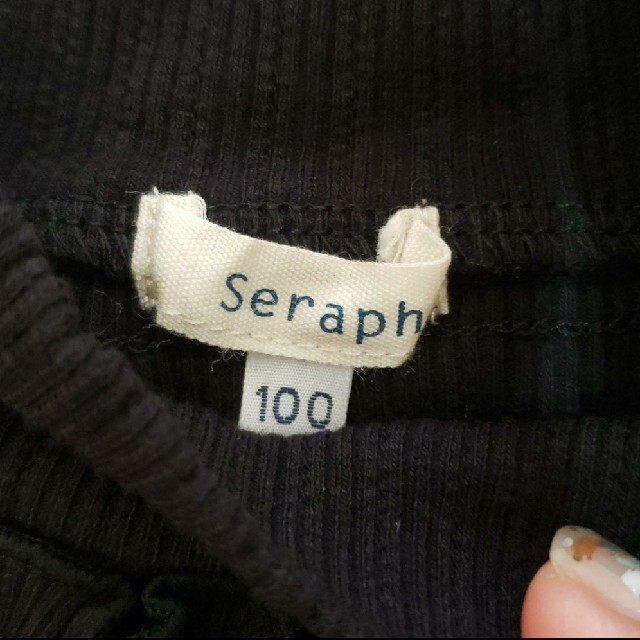 Seraph(セラフ)のキッズ　100 トップス　seraph セラフ　黒　ロンT 長袖　女の子 キッズ/ベビー/マタニティのキッズ服女の子用(90cm~)(Tシャツ/カットソー)の商品写真