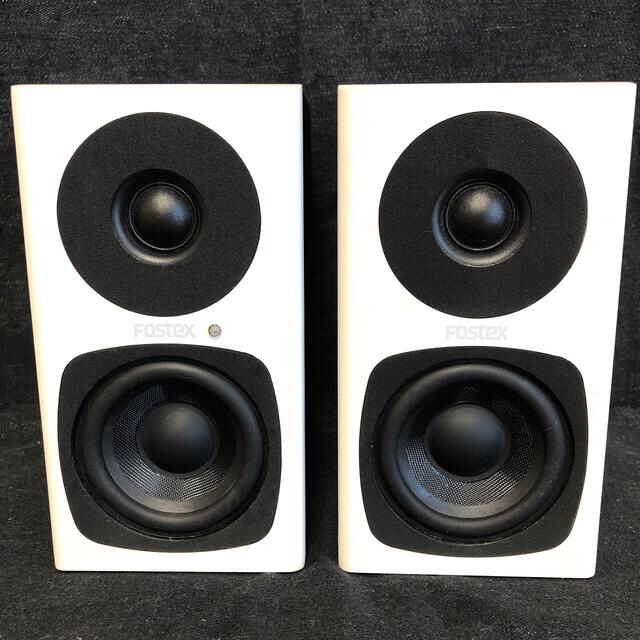 【ジャンク】Fostex PM0.3 アクティブスピーカー スマホ/家電/カメラのオーディオ機器(スピーカー)の商品写真