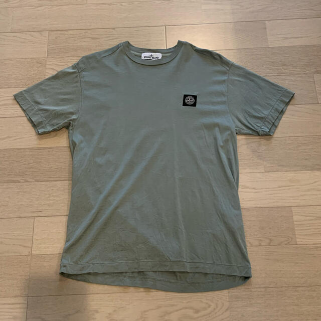 STONE ISLAND(ストーンアイランド)のストーンアイランド　Tシャツ　カーキ　 メンズのトップス(Tシャツ/カットソー(半袖/袖なし))の商品写真