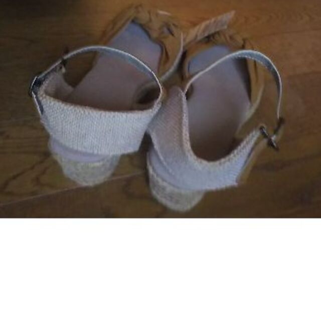 MUJI (無印良品)(ムジルシリョウヒン)の無印 四つ編みベルトシューズ（イエロー）未使用タグ付き レディースの靴/シューズ(サンダル)の商品写真