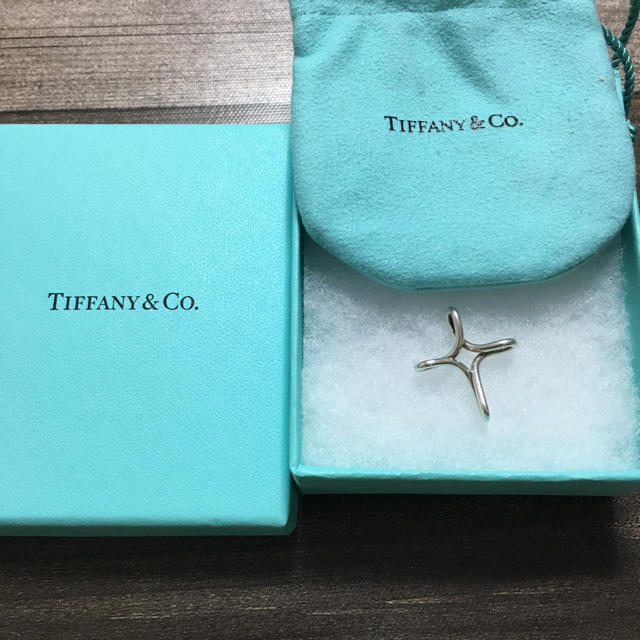 Tiffany & Co.(ティファニー)のティファニー オープンクロストップ レディースのアクセサリー(ネックレス)の商品写真