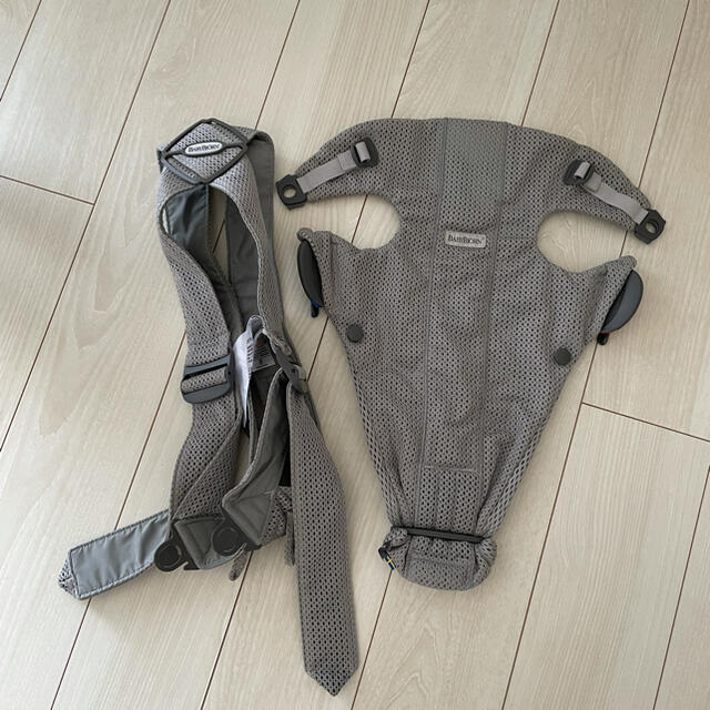 ベビービョルン　babybjorn  ベビーキャリアMINI メッシュタイプ