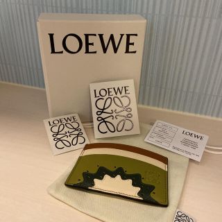 ロエベ(LOEWE)のご専用☆新品　LOEWE  ロエベ　キウイパズルプレーンカードホルダー　名刺入れ(名刺入れ/定期入れ)