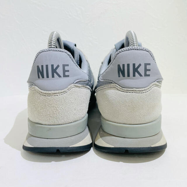 NIKE(ナイキ)のNIKE/ナイキ★ウィメンズ インターナショナリスト★GREY/グレー★23.0 レディースの靴/シューズ(スニーカー)の商品写真