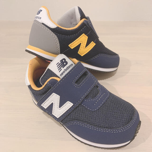 New Balance(ニューバランス)の3 新品◇New Balance ニューバランス IV720 箱なし16.0cm キッズ/ベビー/マタニティのキッズ靴/シューズ(15cm~)(スニーカー)の商品写真