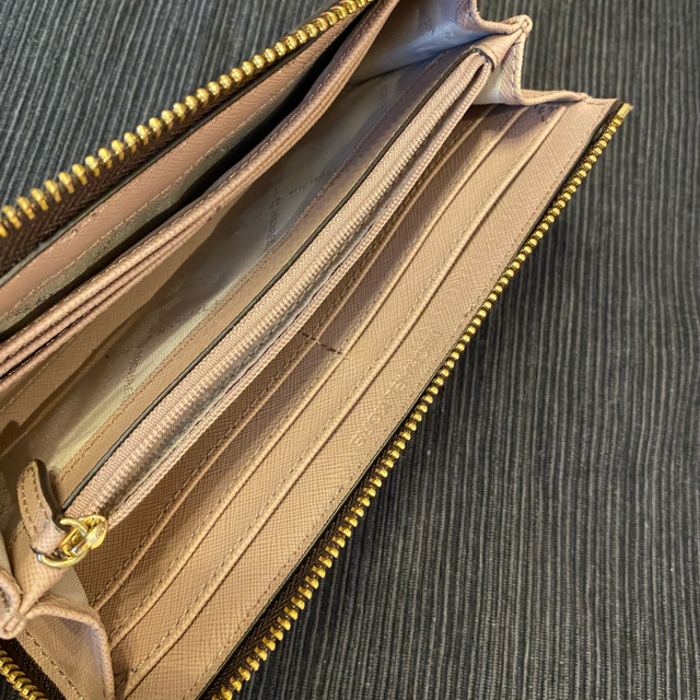 ■美品■マイケルコース ファスナー長財布 2