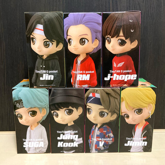 BTS Tiny TAN Qposket フィギュア Bカラー 全7種セット ハンドメイドのおもちゃ(フィギュア)の商品写真