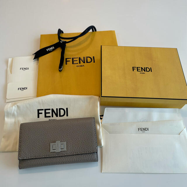 フェンディ ピーカブー長財布 | wellsprings.uk.net