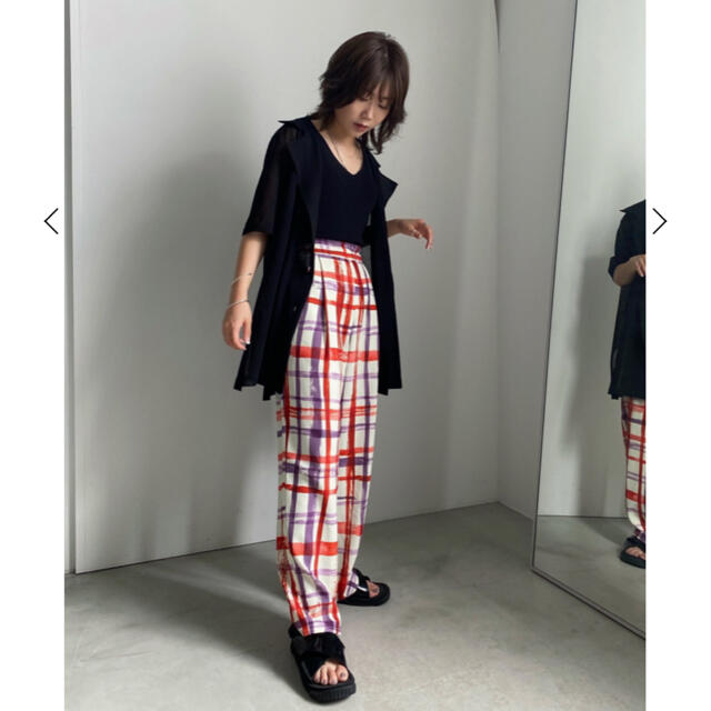 Ameri VINTAGE(アメリヴィンテージ)のameri vintage/ HAND CHECK LOOSE PANTS レディースのパンツ(カジュアルパンツ)の商品写真