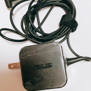 エイスース(ASUS)のASUS  充電器　バッテリー　エイスース(バッテリー/充電器)