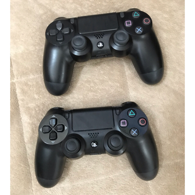 PlayStation4(プレイステーション4)のps4 コントローラー　ジャンク品　2個 エンタメ/ホビーのエンタメ その他(その他)の商品写真