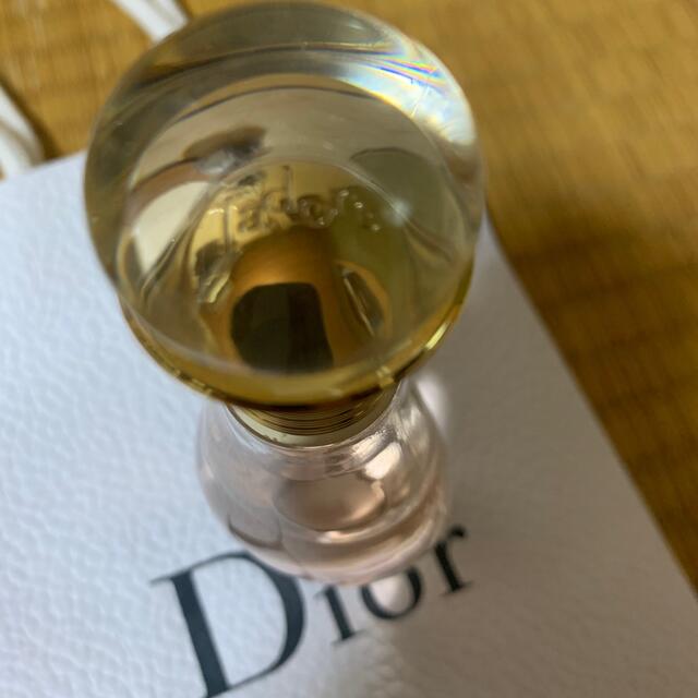 Christian Dior(クリスチャンディオール)の♡Dior♡ジャドール ヘアミスト40ml（紙袋付） コスメ/美容のヘアケア/スタイリング(ヘアウォーター/ヘアミスト)の商品写真