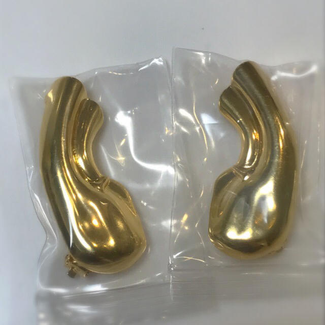 Maison Martin Margiela(マルタンマルジェラ)のイヤリング イヤーカフ ゴールド 金 金色 耳 レディース メンズ レディースのアクセサリー(イヤリング)の商品写真