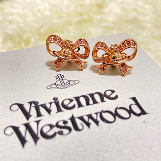 ヴィヴィアンウエストウッド(Vivienne Westwood)のyunn様　ヴィヴィアンウエストウッド　ピアス　リボン　オーブ　ピンクゴールド(ピアス)