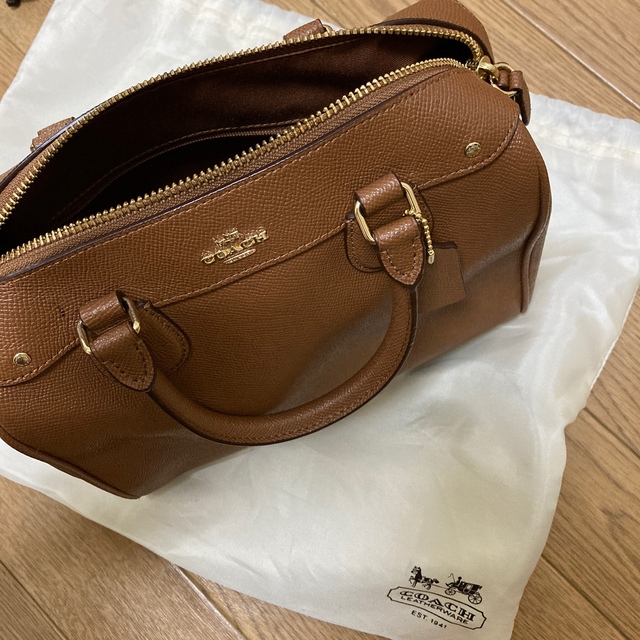 COACH(コーチ)のコーチ　ミニボストン　ショルダー　ブラウン レディースのバッグ(ボストンバッグ)の商品写真