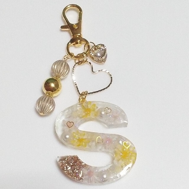 レジン ハンドメイド オーダー イニシャル キーホルダー チャーム 押し花