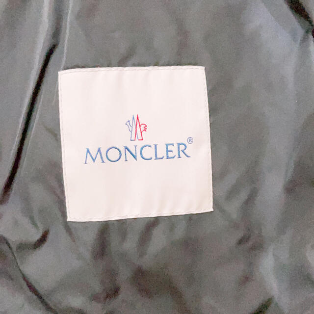 MONCLER(モンクレール)のモンクレール メンズのジャケット/アウター(マウンテンパーカー)の商品写真