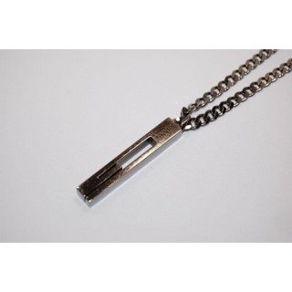 Gucci - グッチ カットアウトG ネックレス ブラックルテニウム