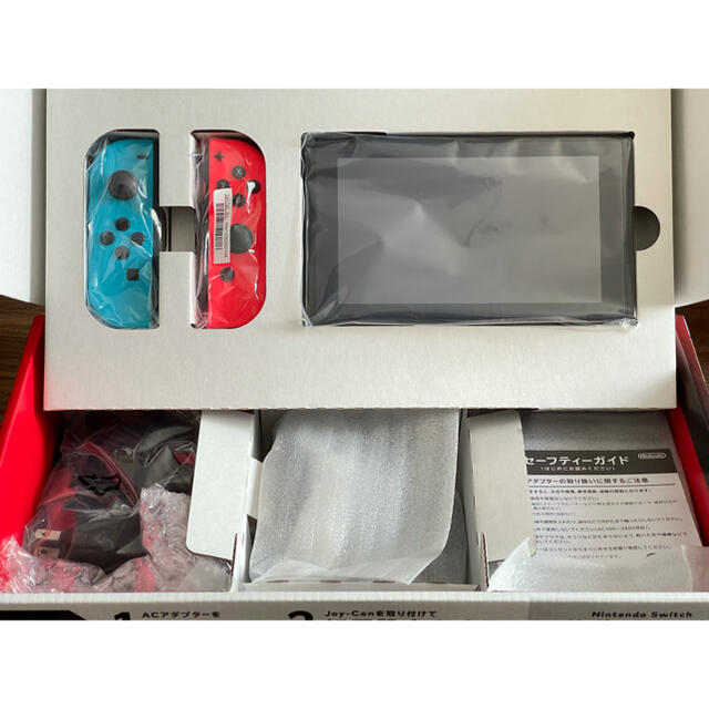 Nintendo Switch(ニンテンドースイッチ)のニンテンドースイッチ　新型バッテリー増強版 エンタメ/ホビーのゲームソフト/ゲーム機本体(家庭用ゲーム機本体)の商品写真