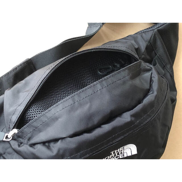 THE NORTH FACE(ザノースフェイス)の【小豆様 専用】★ノースフェイス ★スウィープ ウエストポーチ ウエストバッグ レディースのバッグ(ボディバッグ/ウエストポーチ)の商品写真