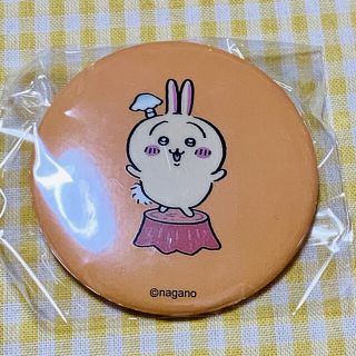 【会場限定】ちいかわの森　缶バッチ　うさぎ(キャラクターグッズ)