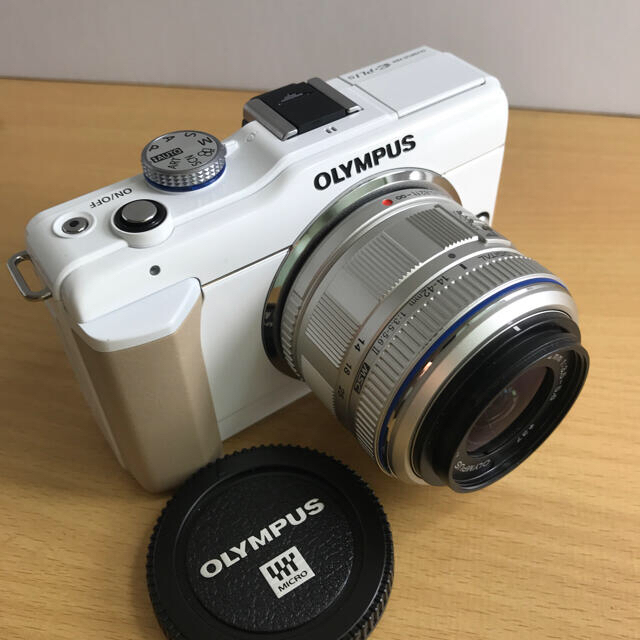 ❤️OLYMPUS PEN E-PL1S❤️