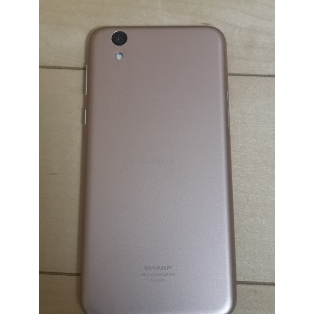 値下げしました AQUOS sense lite SH-M05　ゴールド 1