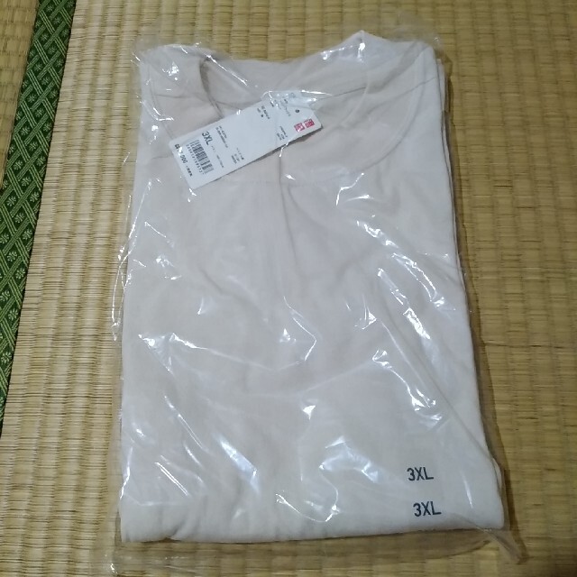 新品！UNIQLO　コットンリラックスボクシーT  3XL レディースのトップス(Tシャツ(半袖/袖なし))の商品写真