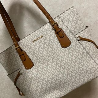 マイケルコース(Michael Kors)の【本日限定値下げ】マイケルコース♡バッグ美品(ハンドバッグ)