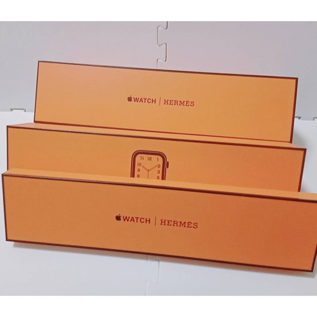 Hermes(エルメス)のHermes アップルウォッチ　シリーズ4 44mm エルメス メンズの時計(腕時計(デジタル))の商品写真