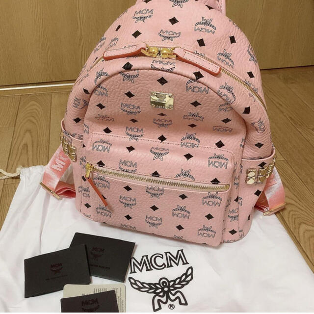 MCM バックパック リュック　Mサイズ　美品