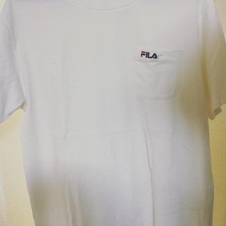 フィラ(FILA)のFILA ホワイト　tシャツ　カットソー(Tシャツ/カットソー(半袖/袖なし))