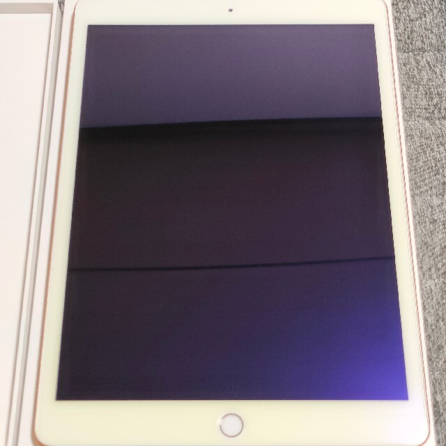 極美品 iPad 第8世代 32GB ゴールド ブルーライトカットフィルム付-