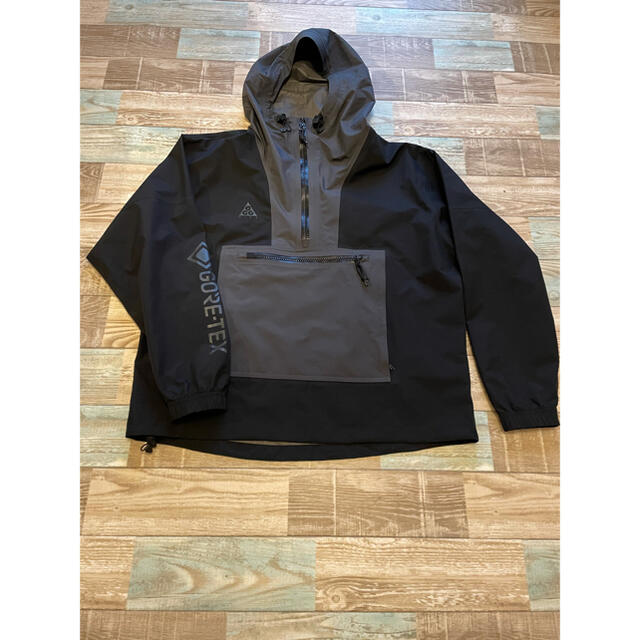 NIKE(ナイキ)のおっきー様極美品　NIKE ACG GORETEX PCLTE JKT Mサイズ メンズのジャケット/アウター(マウンテンパーカー)の商品写真