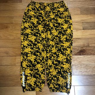 シュプリーム(Supreme)のSupreme 20ss Warm Up Pant シュプリーム 花柄 ブラック(その他)