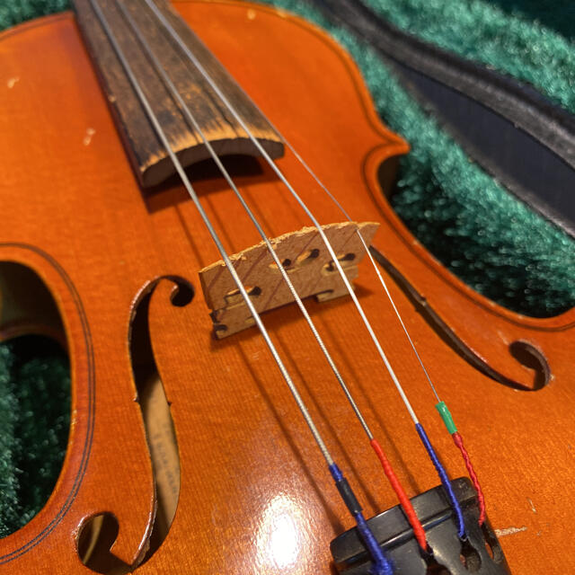 スズキ(スズキ)のゆー様中古品スズキバイオリン子供用1/8サイズSUZUKI VIOLIN 220 楽器の弦楽器(ヴァイオリン)の商品写真